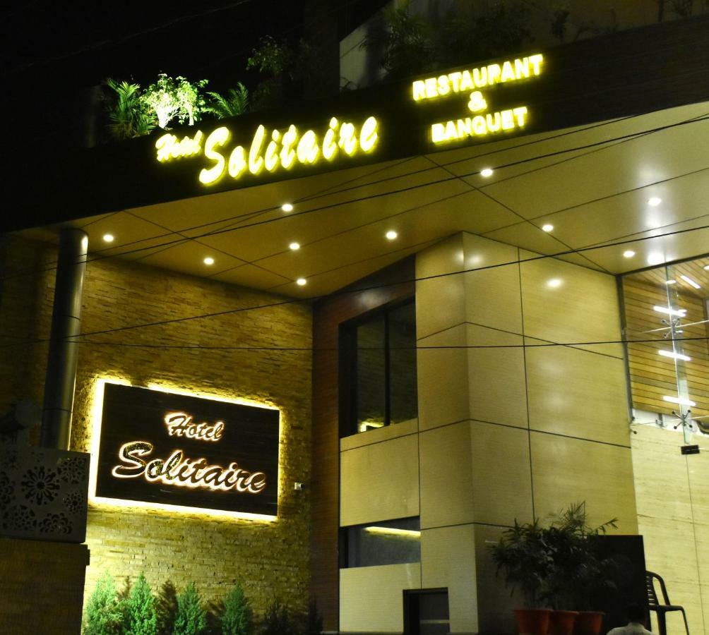 Hotel Solitaire Chinhat Luaran gambar